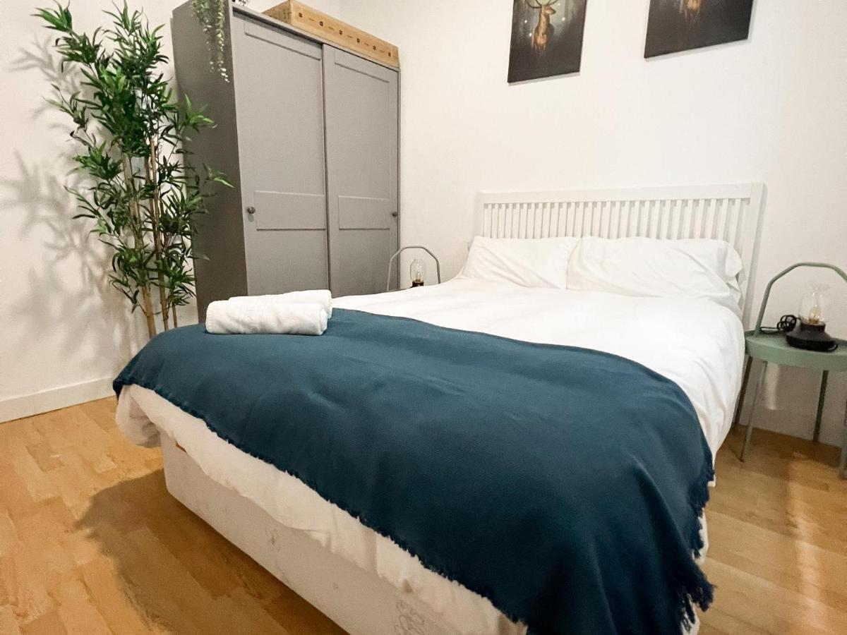 La Ronda De Segovia Apartman Madrid Kültér fotó