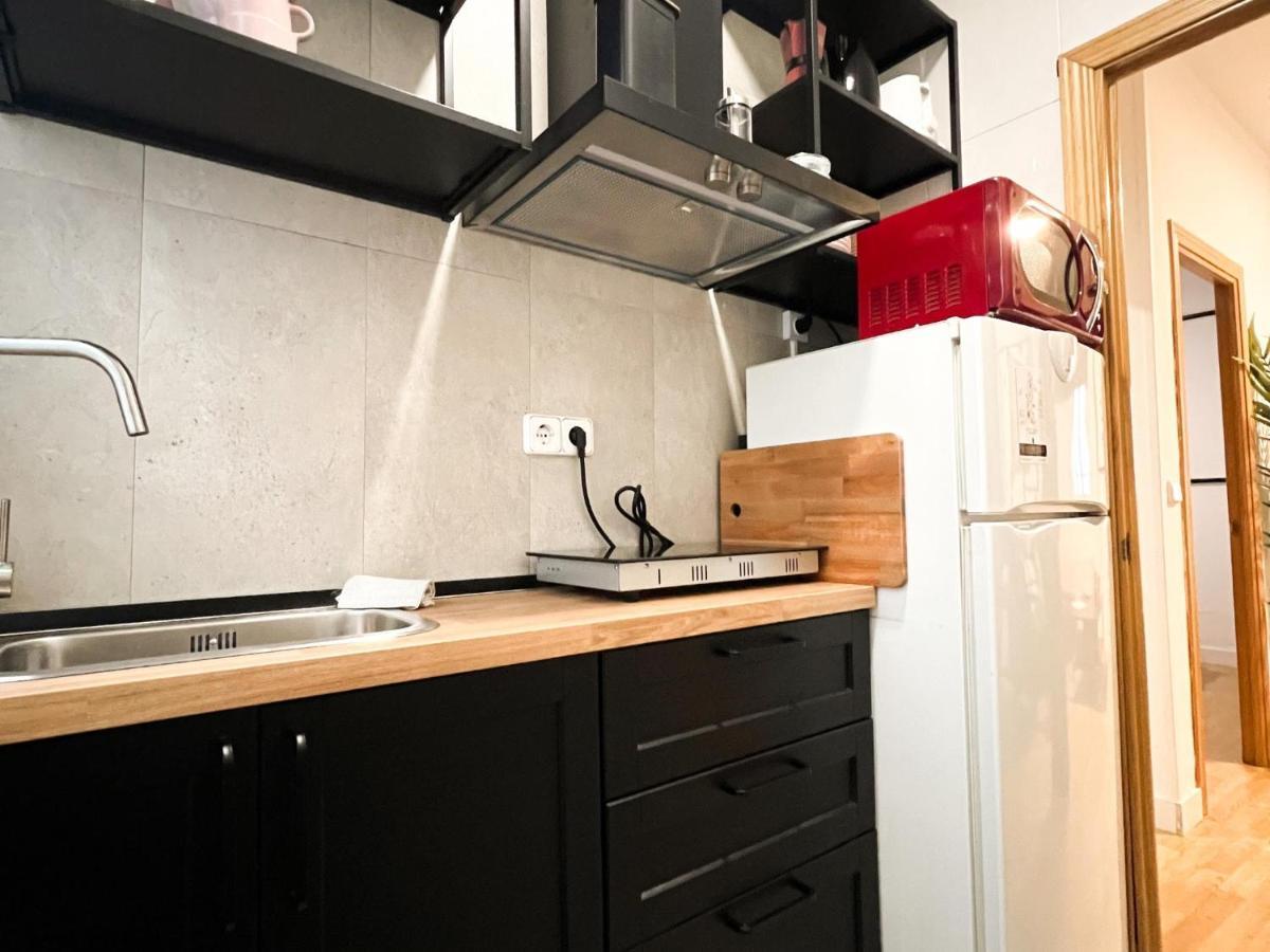 La Ronda De Segovia Apartman Madrid Kültér fotó