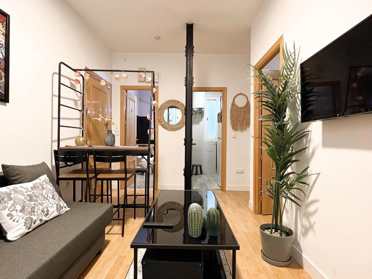 La Ronda De Segovia Apartman Madrid Kültér fotó